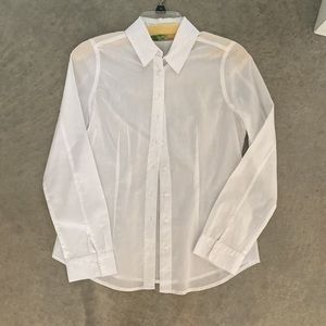 White button down blouse. Like new. Freshly dry cleaned.